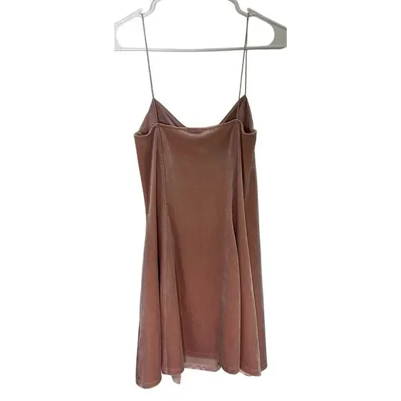 Urban Outfitters Velvet Pink Mini Dress Size M Spaghetti Strap Party Holiday Y2K - Picture 2 of 9